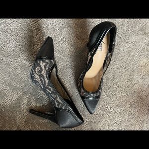 Fioni black heel